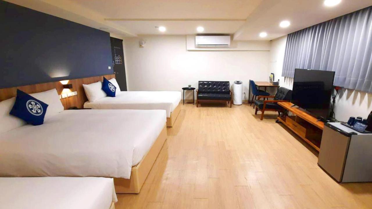 Holo Hotel Tajnan Kültér fotó