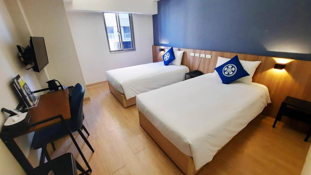Holo Hotel Tajnan Kültér fotó