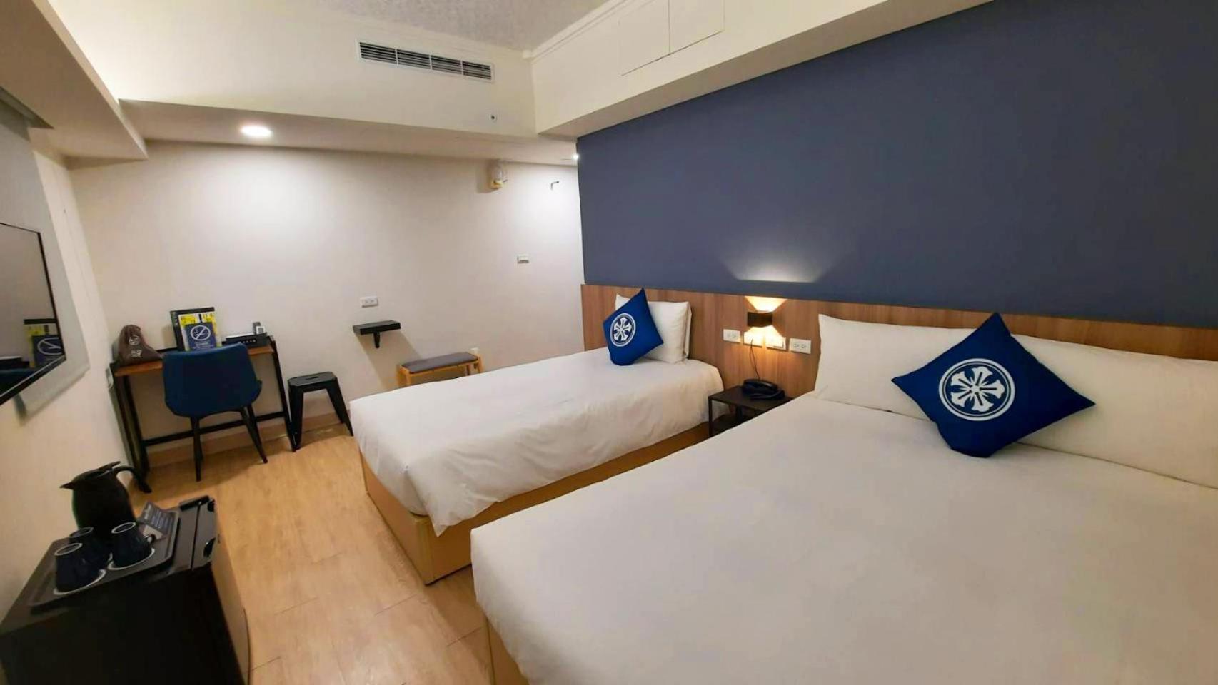 Holo Hotel Tajnan Kültér fotó